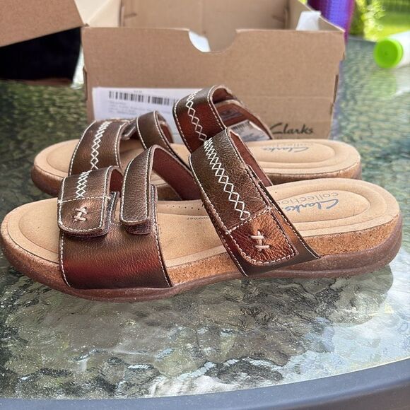 Clarks Bronze metallic Sandals with Decorative Stitching 6.5W - Picture 4 of 7